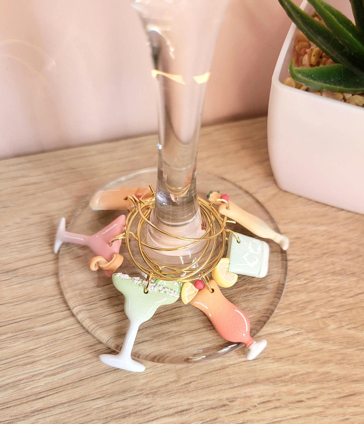 Breloques verres à vin en argile polymère - Cocktails d'été - Margarita, Daiquiri -Ens. de 6 pour vin et cocktails - Apéro / Cadeau hôtesse