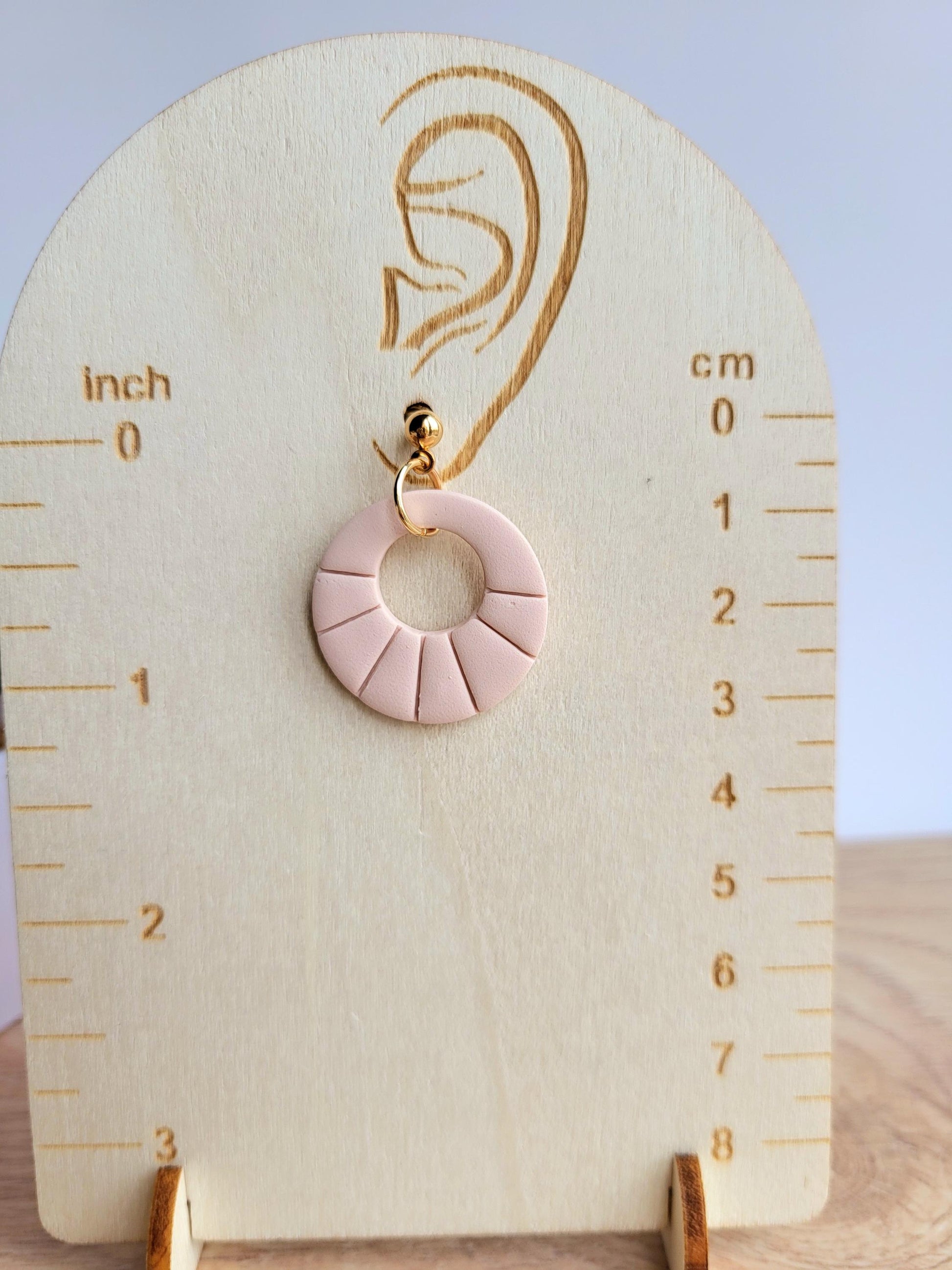 Boucles d'oreilles en argile polymère Misty | Attaches et tiges plaquées or | Style abstrait | Handmade Earrings | Gold plated findings