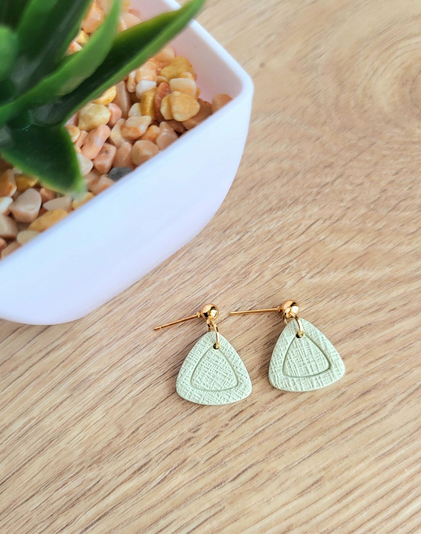 Boucles d'oreilles en argile polymère Kiki | Attaches et tiges plaquées or | Style géométrique | Handmade Earrings | Gold plated findings