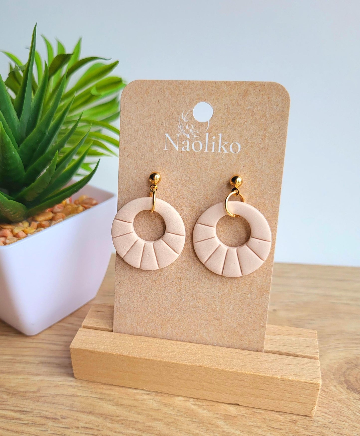Boucles d'oreilles en argile polymère Misty | Attaches et tiges plaquées or | Style abstrait | Handmade Earrings | Gold plated findings