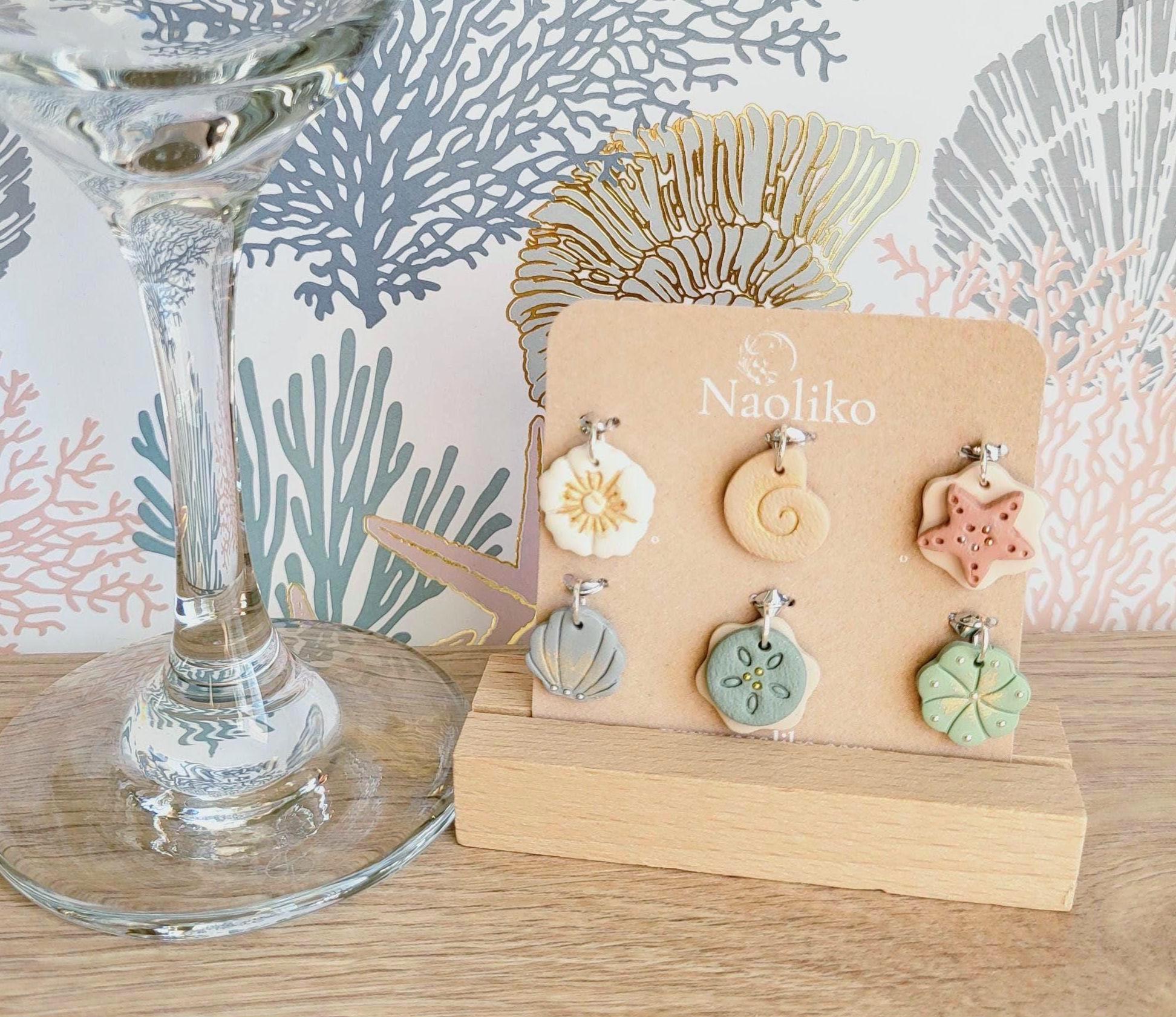 Breloques verres à vin en argile polymère - Coquillages - Thème plage chic -Ens. de 6 pour vin et cocktails - Apéro / Cadeau hôtesse
