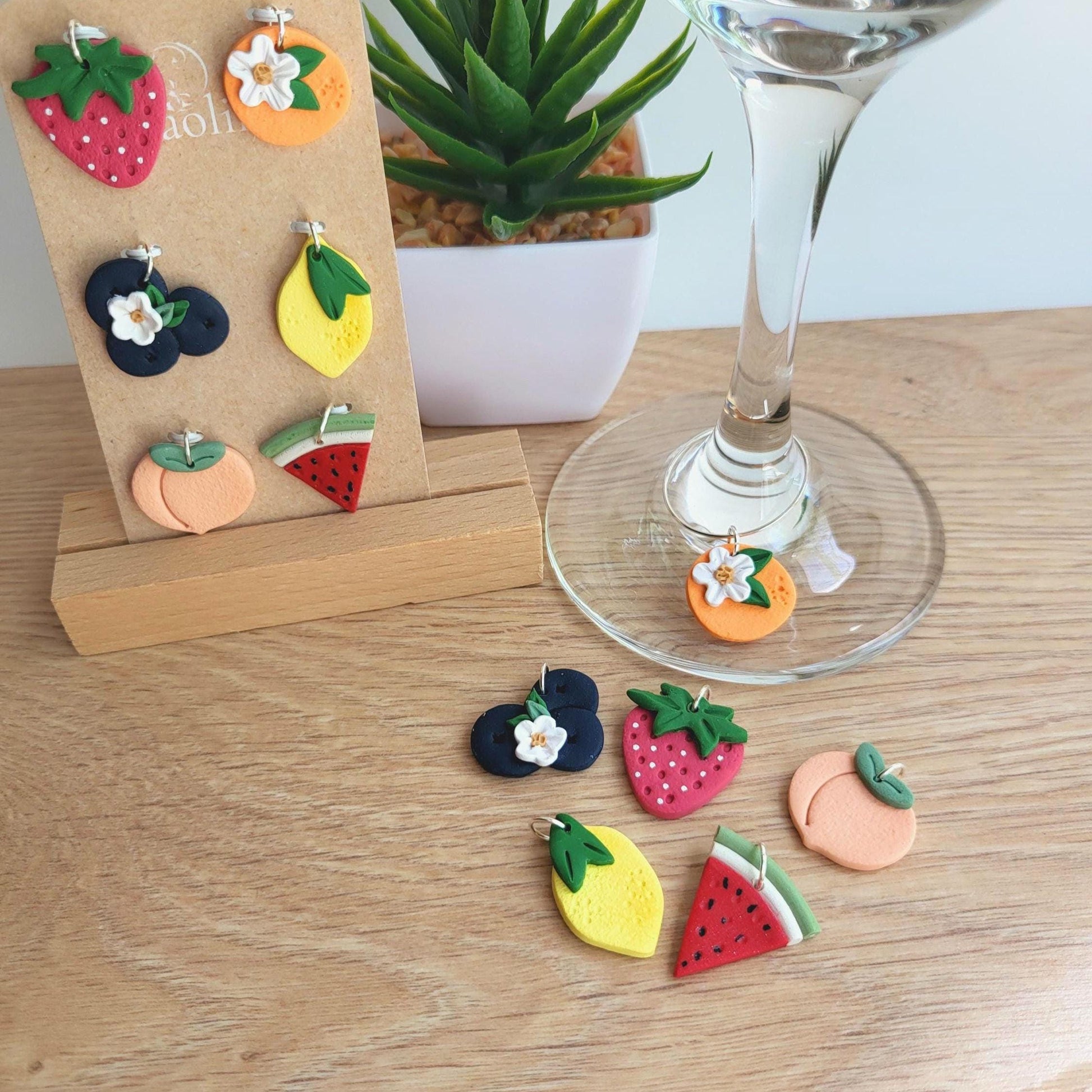 Breloques verres à vin en argile polymère - Fruits -Ens. de 6 pour vin et cocktails - Apéro / Cadeau hôtesse