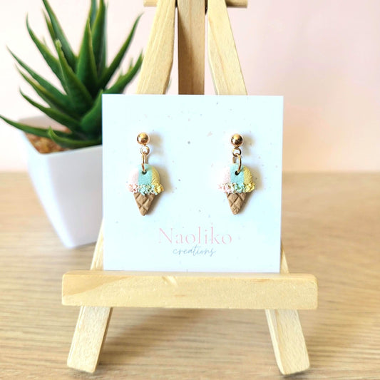 Boucles d'oreilles en argile polymère Cornet crème glacé | Style amusante, parfaite pour l'été | Handmade Earrings | Ice cream | Summer