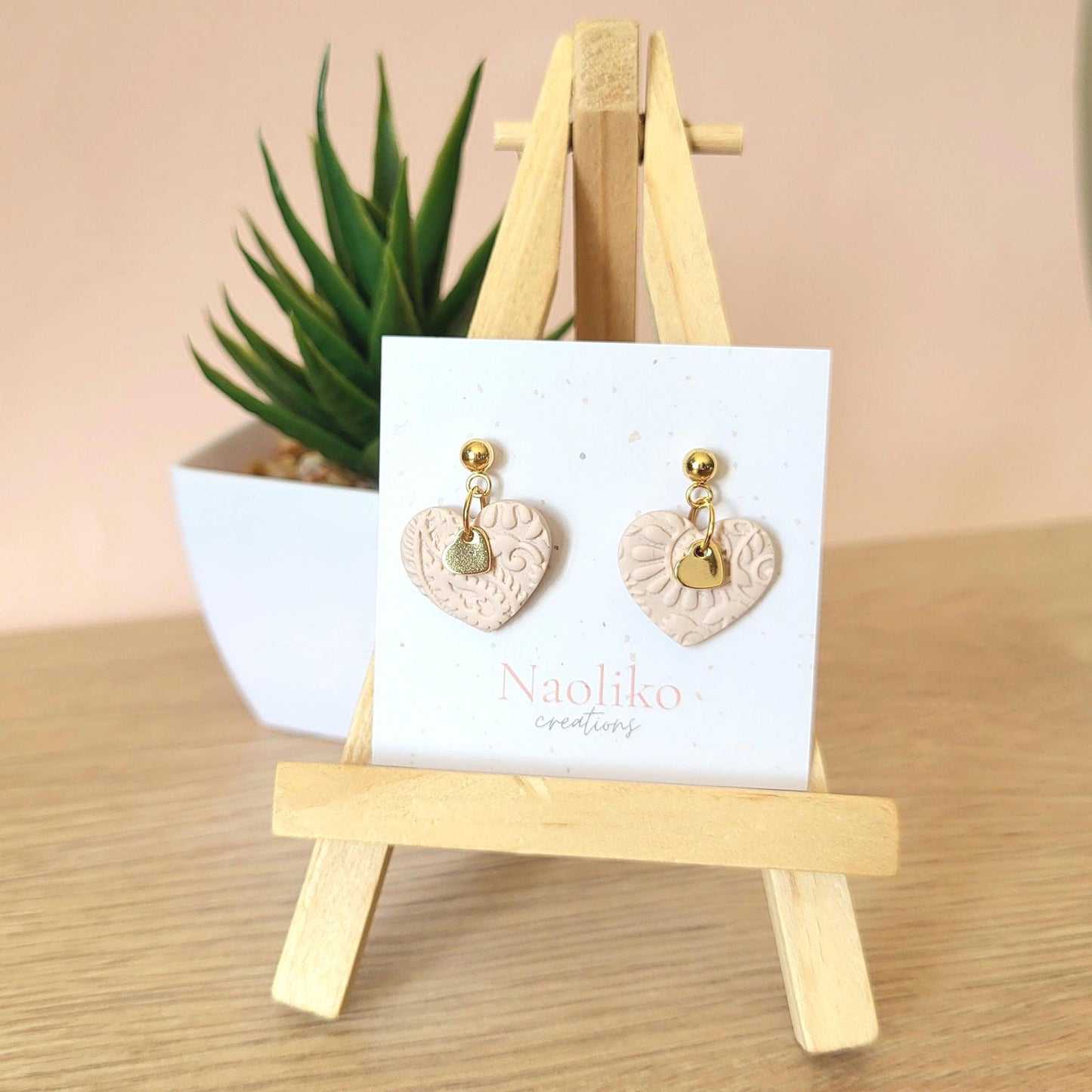 Boucles d'oreilles en argile polymère Ariel | Attaches et tiges plaquées or | Style douceur | Handmade Earrings | Gold plated findings