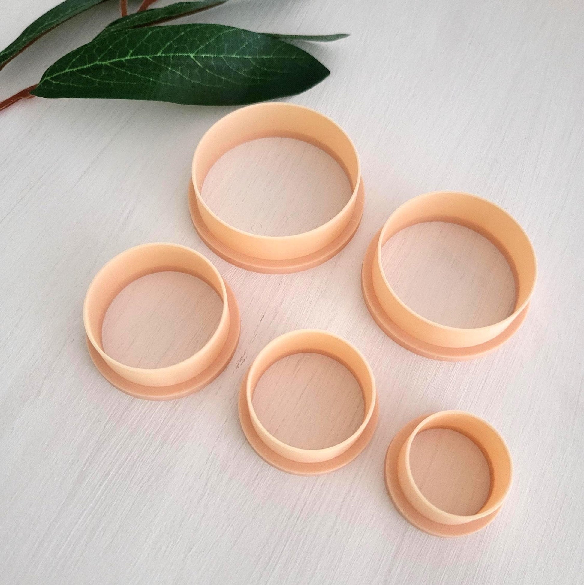 Emporte-pièce de Forme Ronde pour argile polymère | Ensemble de 5 | Circle cutters, set of 5 | Polymer clay tool