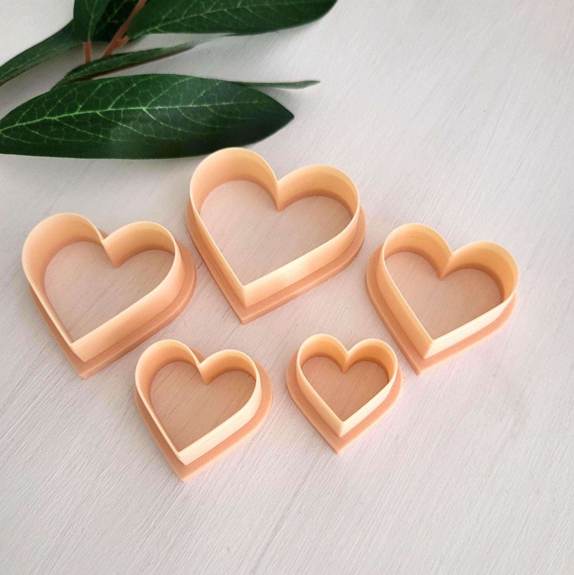 Emporte-pièce de Forme Coeur pour argile polymère | Ensemble de 5 | Heart clay cutters, set of 5 | Polymer clay tool