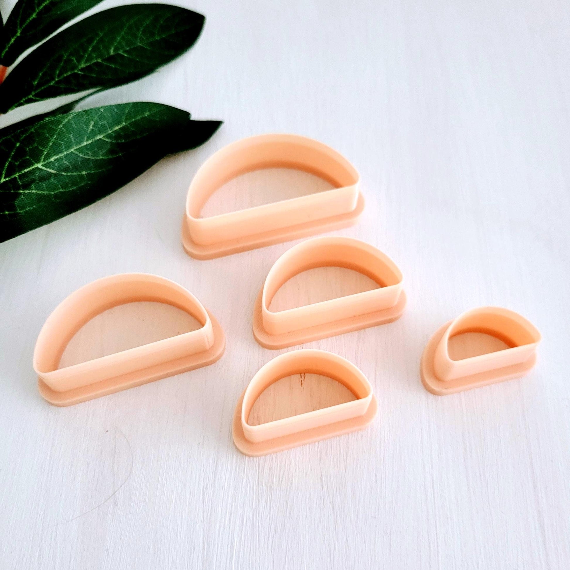 Emporte-pièce Demi-lune pour argile polymère | Ensemble de 5 | Half moon clay cutters, set of 5 | Polymer clay tool