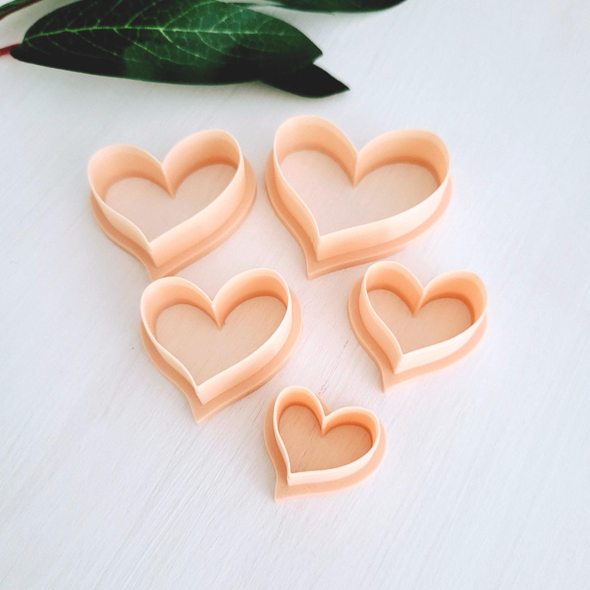 Emporte-pièce Coeur organic pour argile polymère | Ensemble de 5 | Organic Heart clay cutters, set of 5 | Polymer clay tool