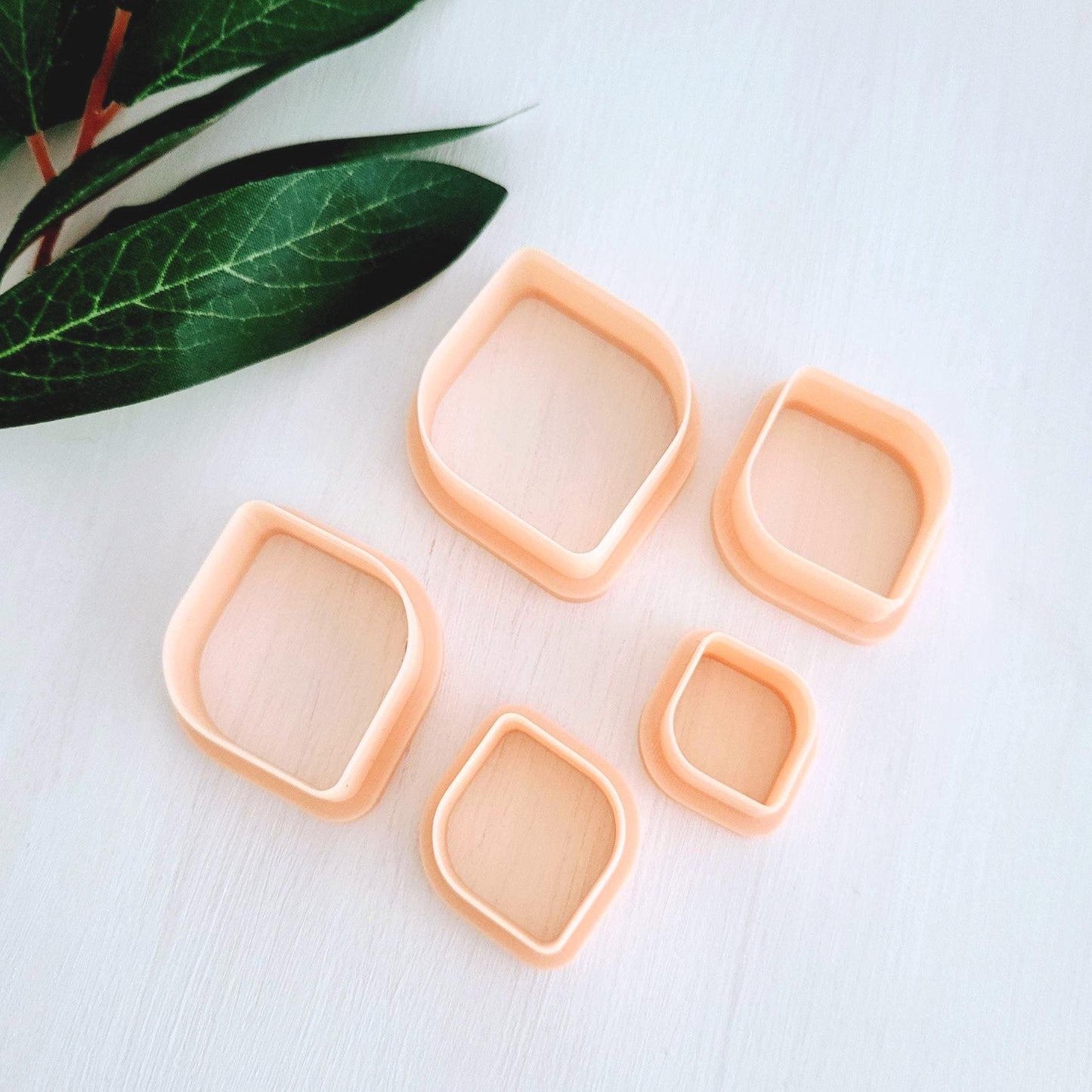 Emporte-pièce de Losange organic pour argile polymère | Ensemble de 5 | Organic Rhombus clay cutters, set of 5 | Polymer clay tool