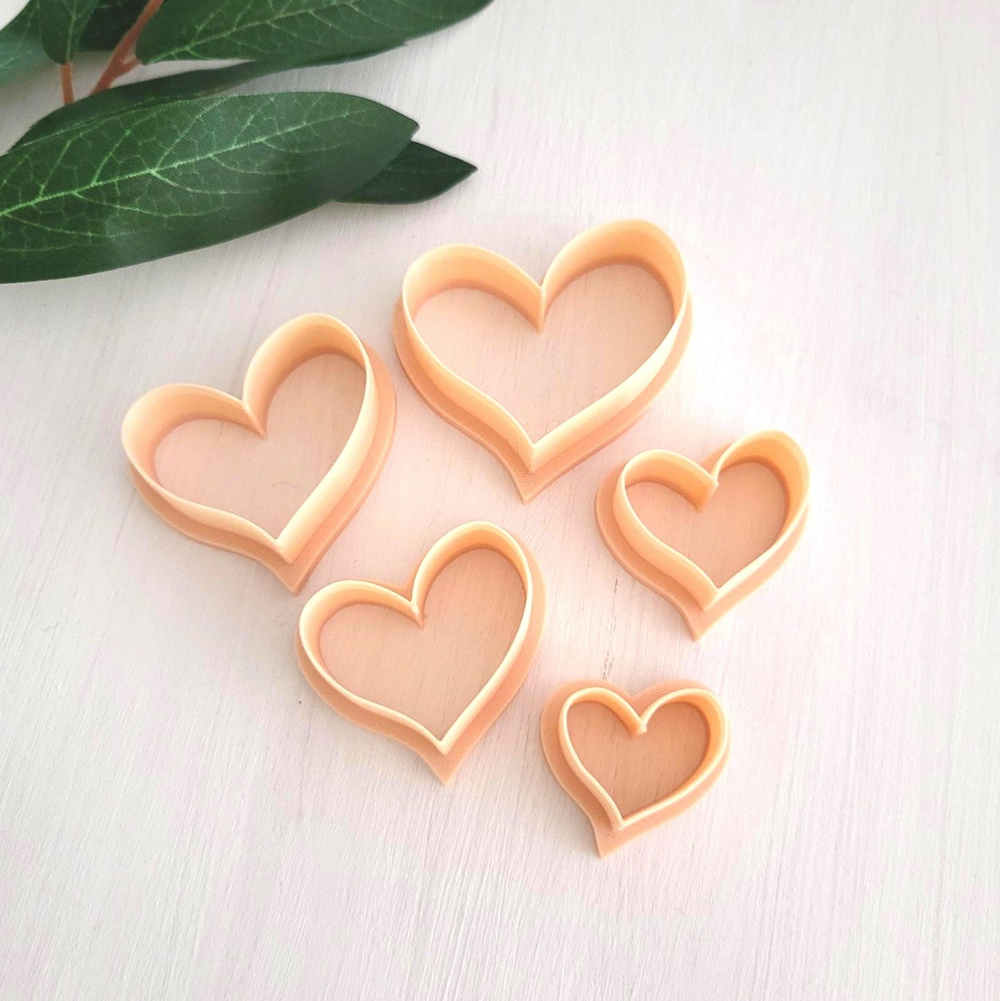 Emporte-pièce Coeur organic pour argile polymère | Ensemble de 5 | Organic Heart clay cutters, set of 5 | Polymer clay tool