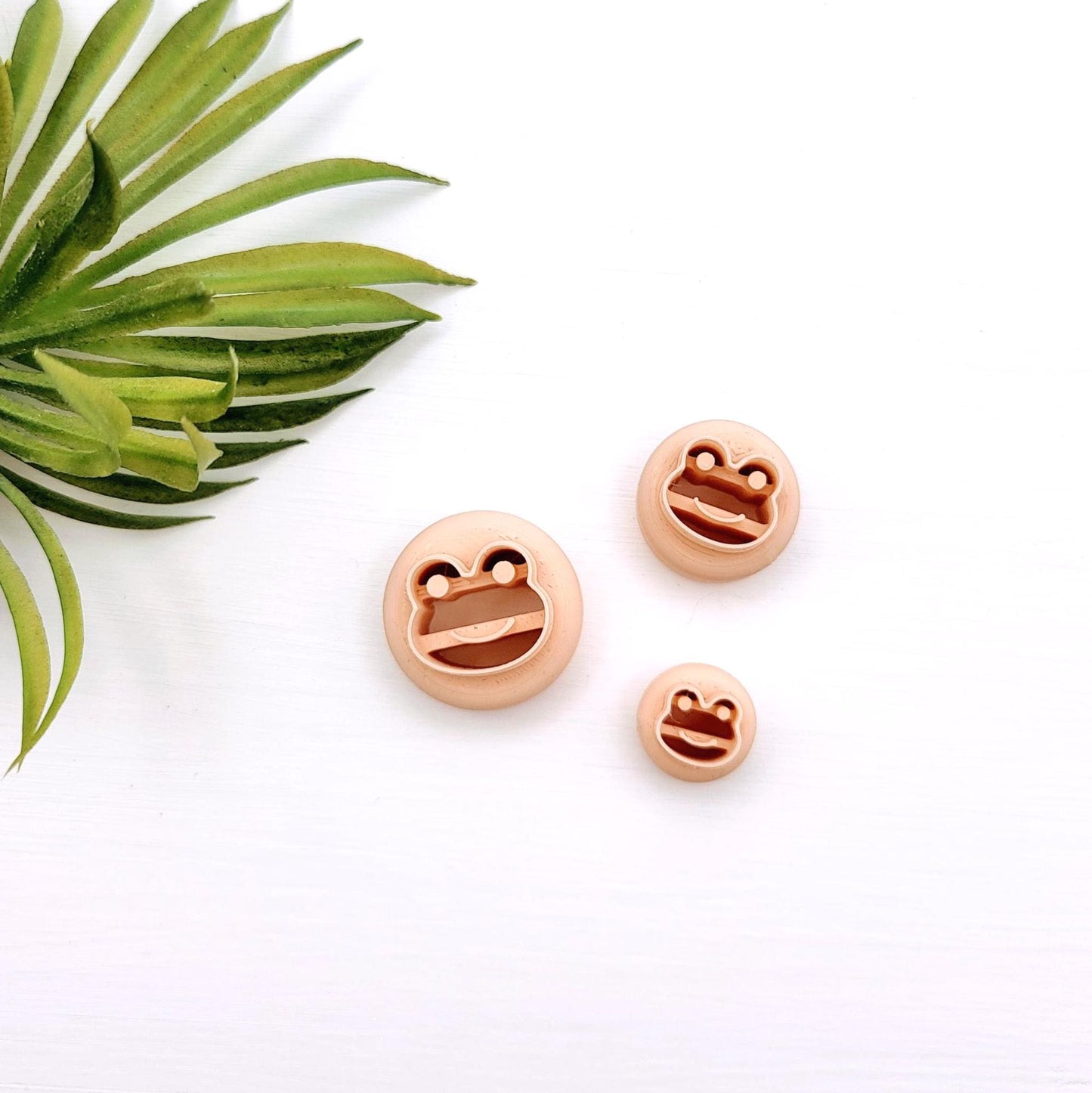 Emporte-pièce Mini Grenouilles pour créations en argile polymère | 3 grandeurs | Mini Polymer clay cutter frogs