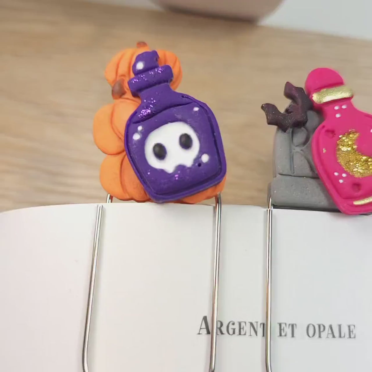Signets originaux et amusants - Potions spooky  - Marque-page fait à la main - Cadeau pour lecteur et amoureux de la fête d'Halloween.